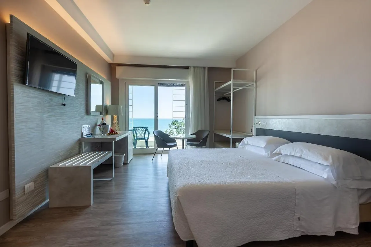 Hotel Mediterraneo Riccione 4*,  Italie