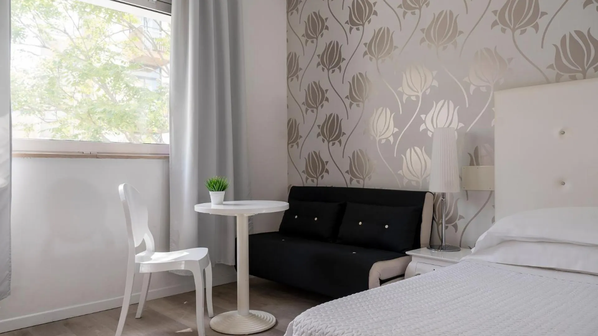 Hotel Mediterraneo Riccione Italie