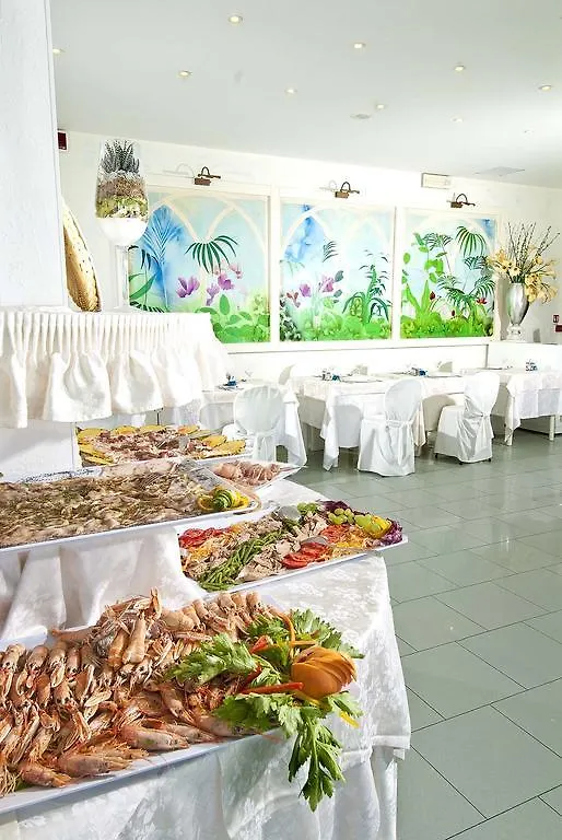Hotel Mediterraneo Riccione 4*,  Italie