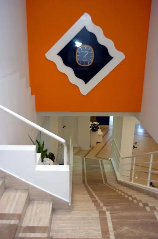 Hotel Mediterraneo Riccione Italien